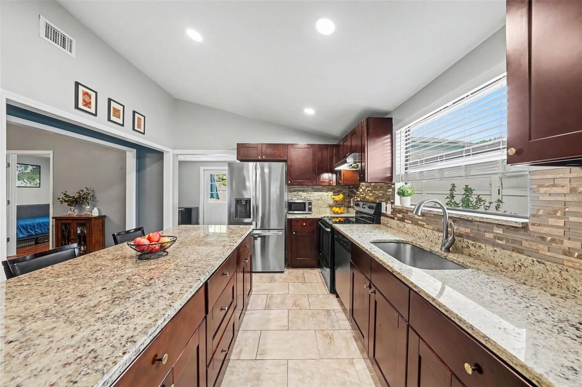 6003 S Himes Avenue Tampa FL 33611