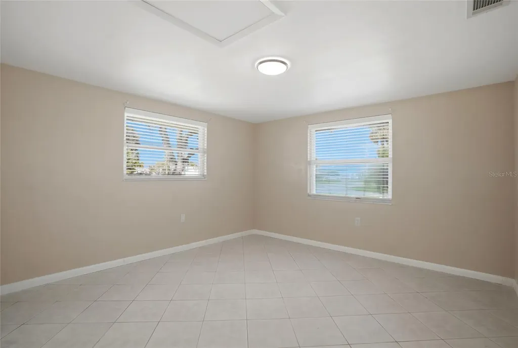 5015 Pelican Drive New Port Richey FL 34652