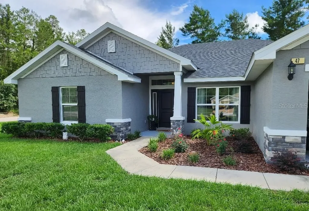 47 Village Center Drive Homosassa FL 34446