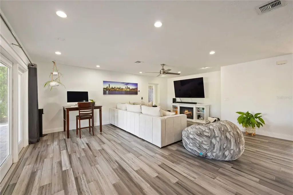 5025 Marsh Field Road Sarasota FL 34235