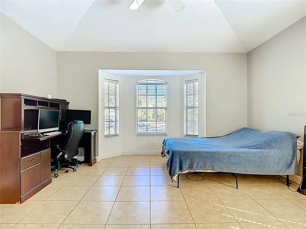 2730 68th Avenue NE Naples FL 34120