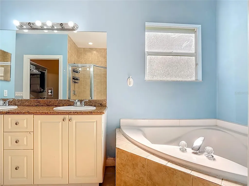 2730 68th Avenue NE Naples FL 34120