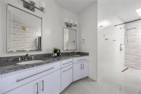 125 Harbour Drive Humacao PR 00791