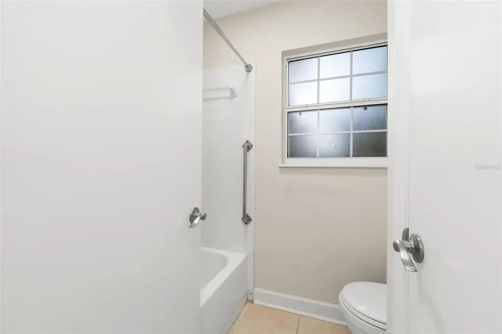 8593 NW 41st Terrace Gainesville FL 32653