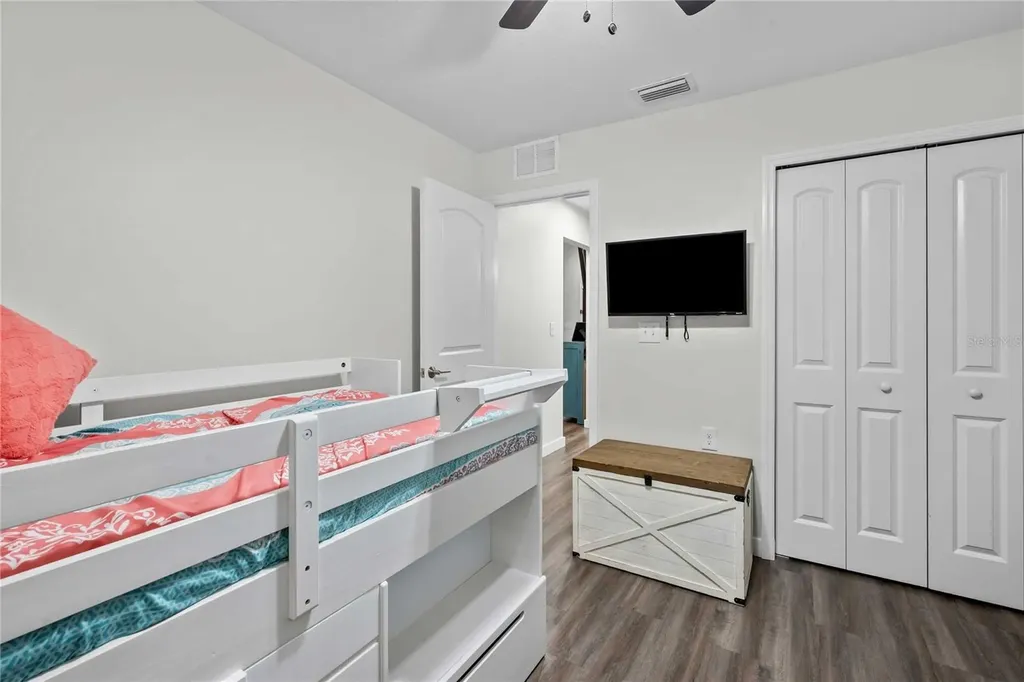 12202 Meadow Lane San Antonio FL 33576