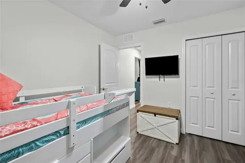 12202 Meadow Lane San Antonio FL 33576