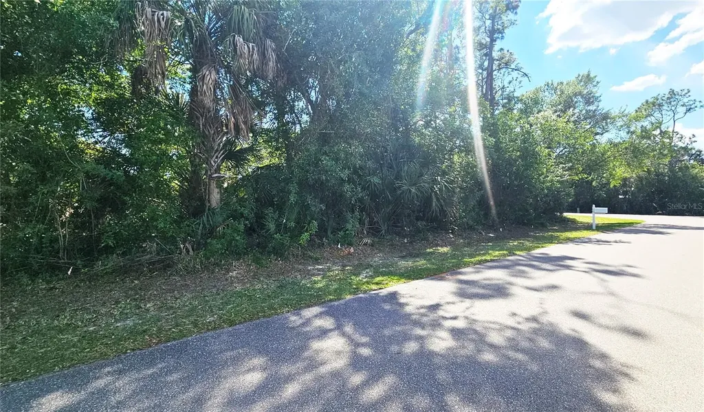 23039 & 23047 August Lots 24 & 25 Avenue Port Charlotte FL 33954