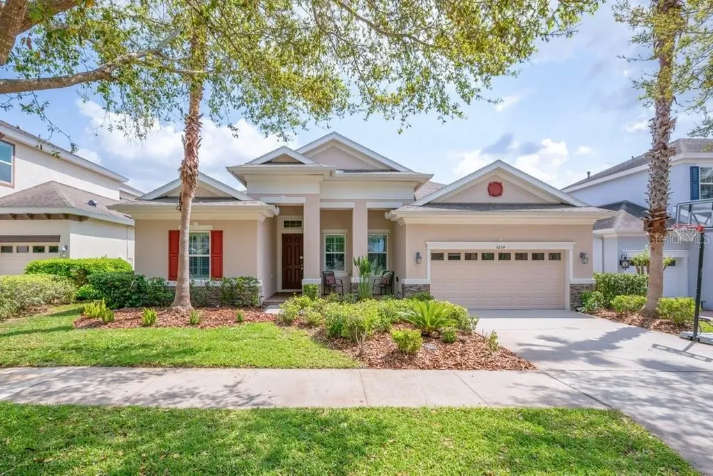 5204 Sparrowglen Place Lithia FL 33547