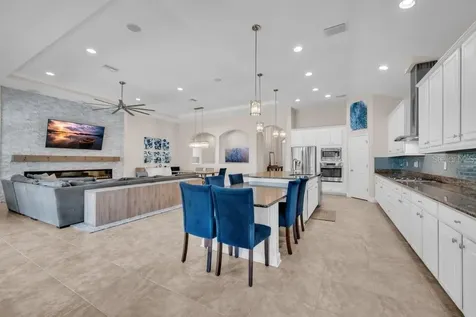 5204 Sparrowglen Place Lithia FL 33547