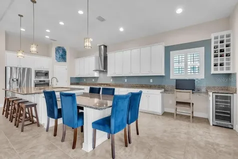 5204 Sparrowglen Place Lithia FL 33547