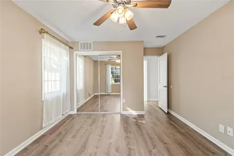 815 W Lowry Lane Tampa FL 33604