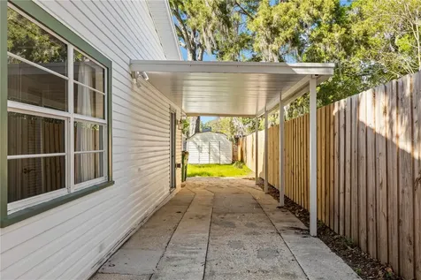 815 W Lowry Lane Tampa FL 33604