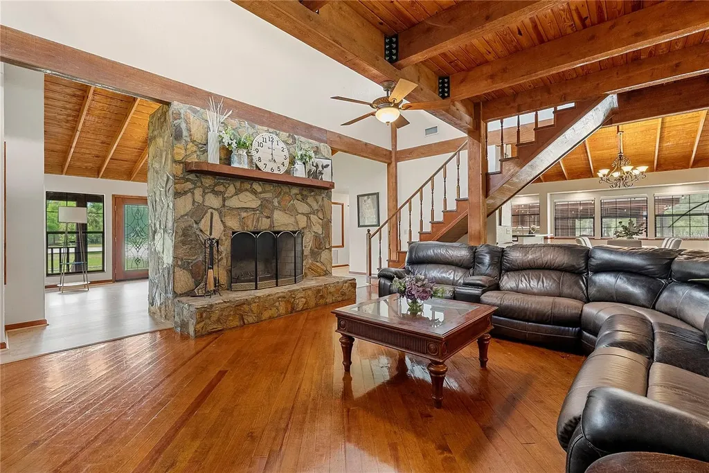 13910 Corkwood Lane Astatula FL 34705