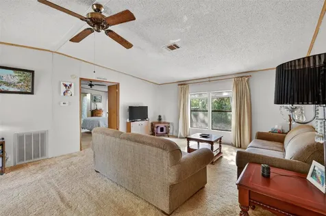 904 Maplewood Street Tavares FL 32778