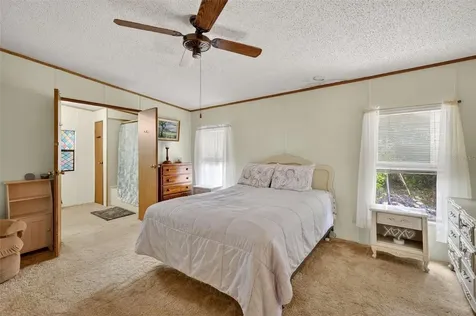 904 Maplewood Street Tavares FL 32778