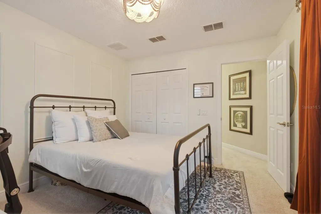 11636 Crowned Sparrow Lane Tampa FL 33626