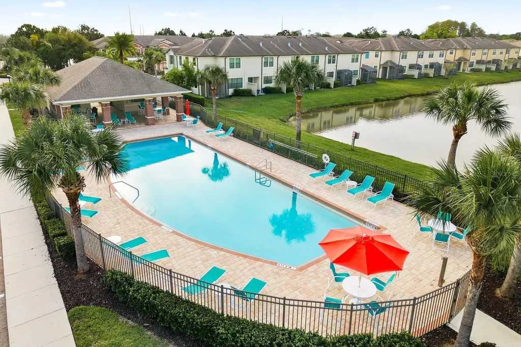 11636 Crowned Sparrow Lane Tampa FL 33626