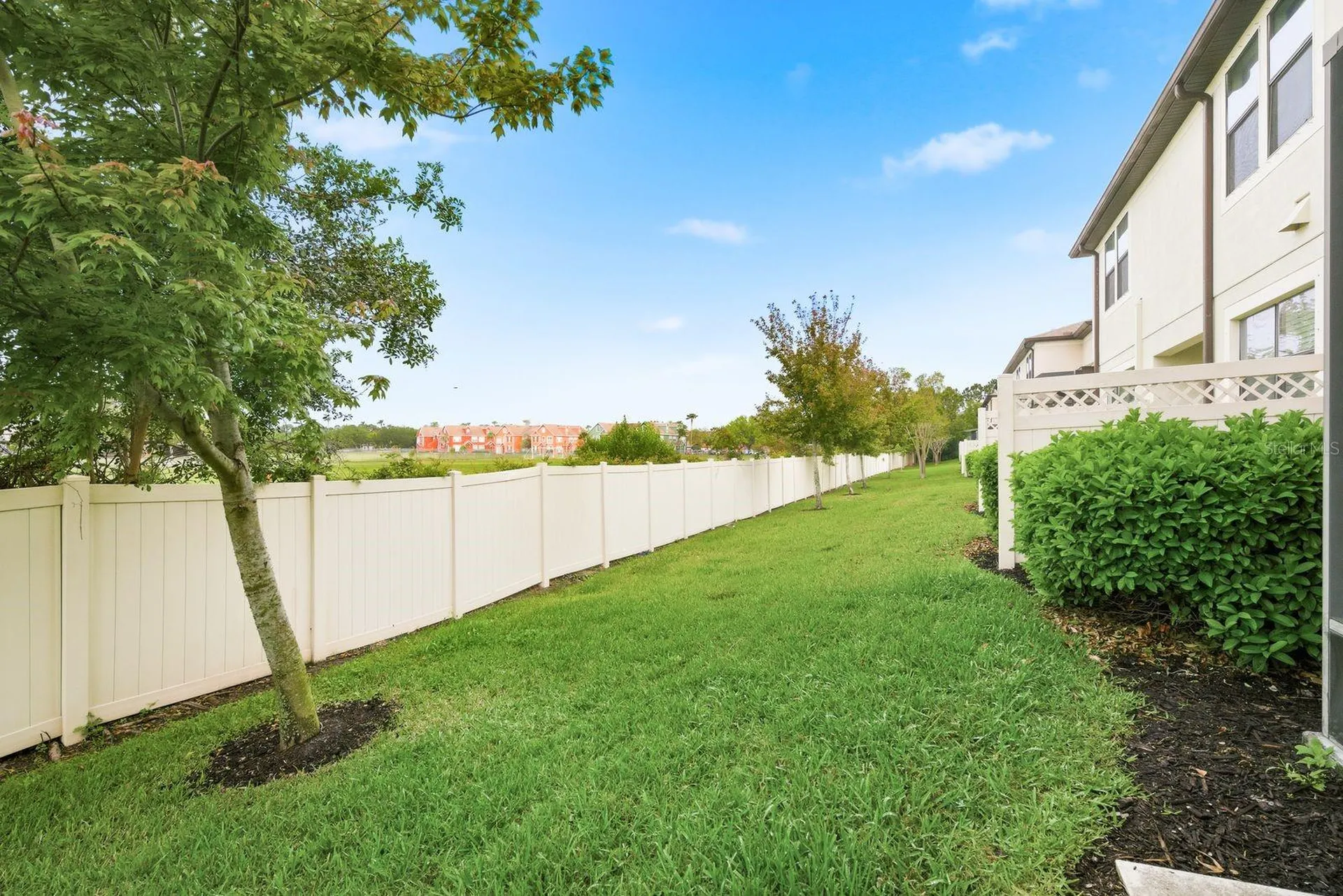 11636 Crowned Sparrow Lane Tampa FL 33626