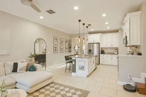 11636 Crowned Sparrow Lane Tampa FL 33626