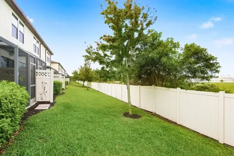 11636 Crowned Sparrow Lane Tampa FL 33626