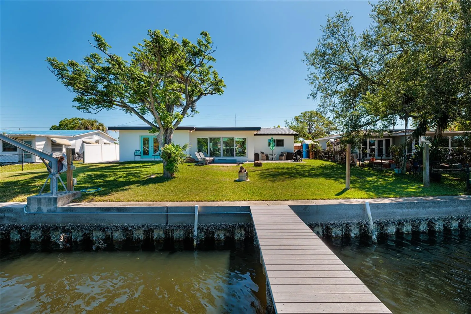 9298 Sun Isle Drive NE St Petersburg FL 33702