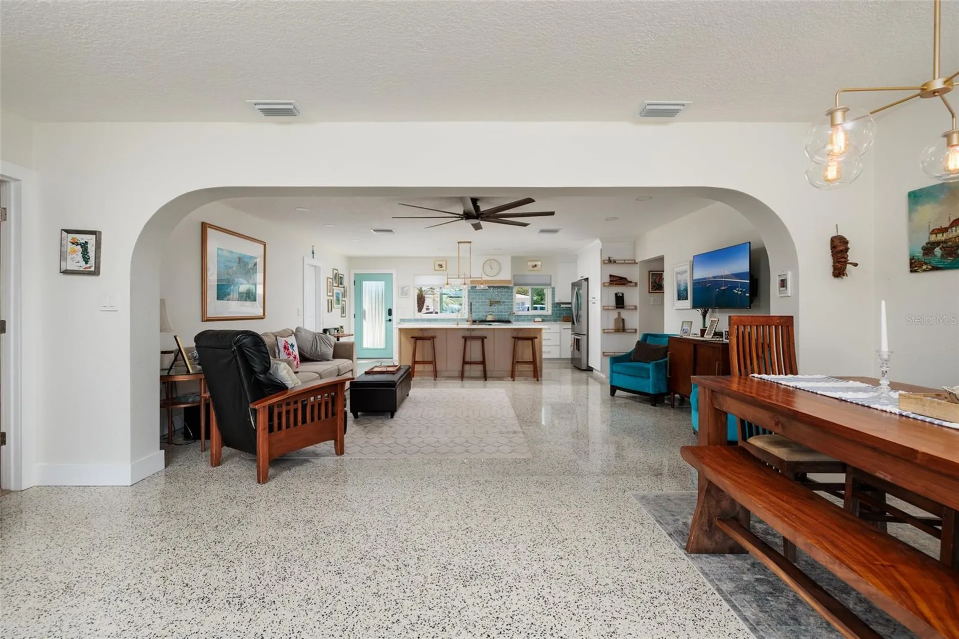 9298 Sun Isle Drive NE St Petersburg FL 33702