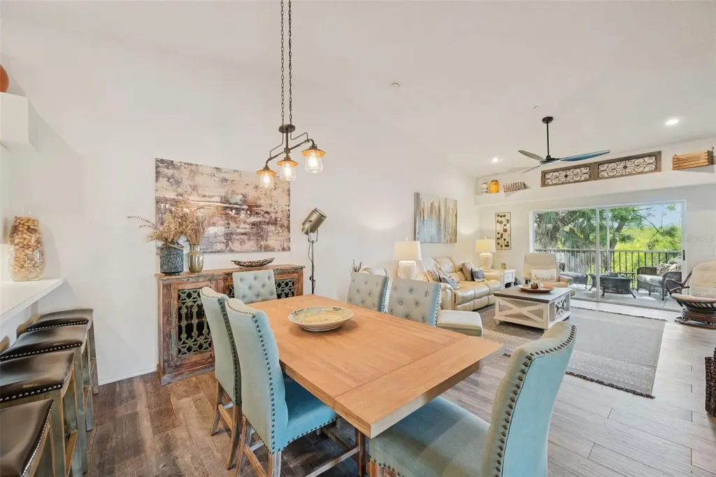 9550 High Gate Drive Sarasota FL 34238
