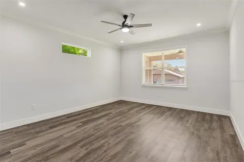 415 N Dixie Drive Howey In The Hills FL 34737