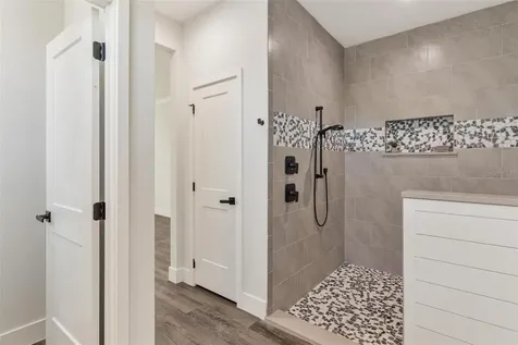 415 N Dixie Drive Howey In The Hills FL 34737