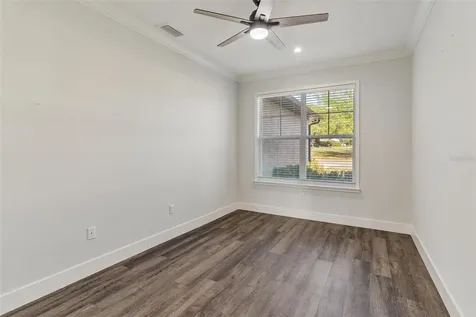 415 N Dixie Drive Howey In The Hills FL 34737