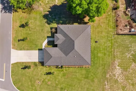 415 N Dixie Drive Howey In The Hills FL 34737