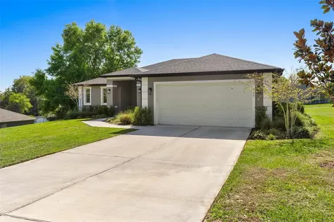 415 N Dixie Drive Howey In The Hills FL 34737
