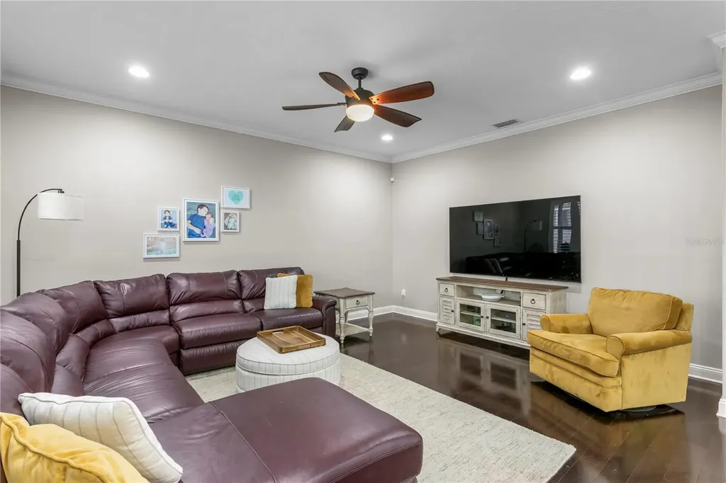 10121 Kingsbridge Avenue Tampa FL 33626