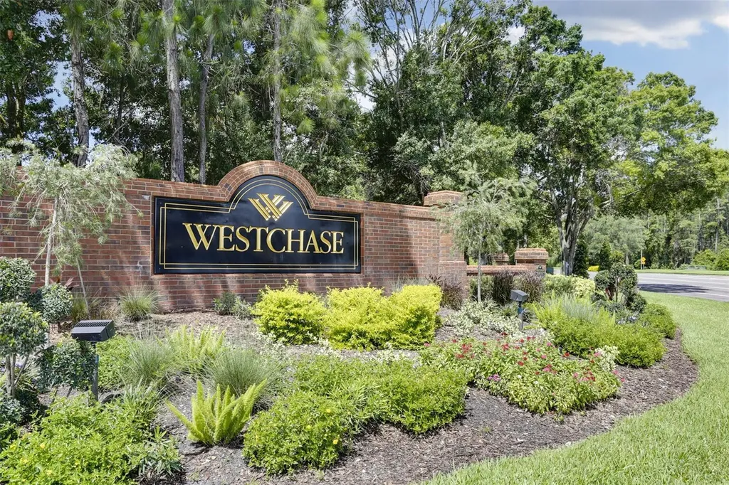 10121 Kingsbridge Avenue Tampa FL 33626