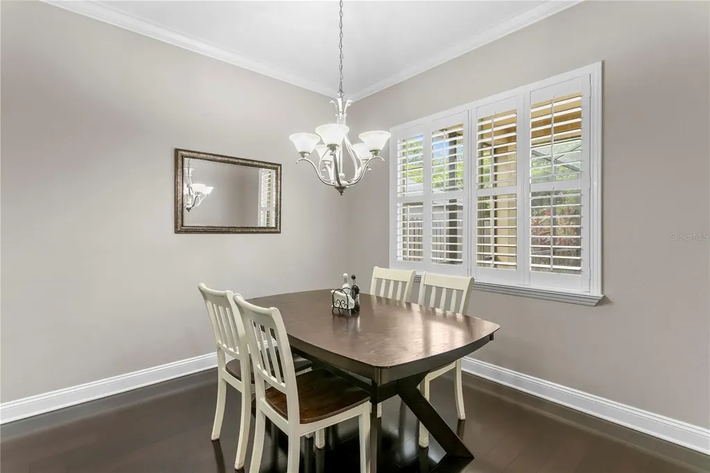10121 Kingsbridge Avenue Tampa FL 33626