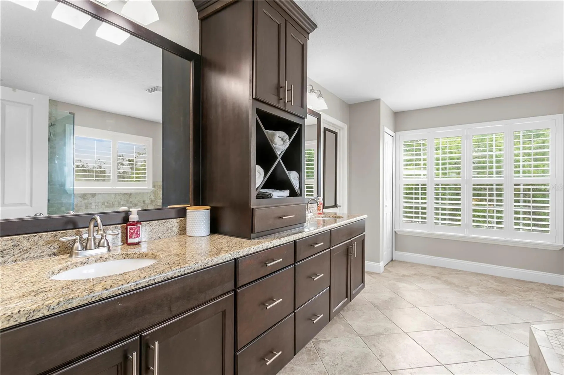 10121 Kingsbridge Avenue Tampa FL 33626