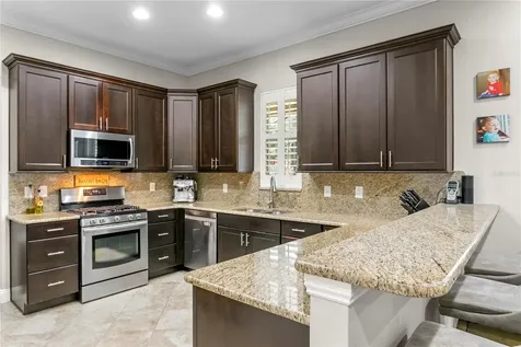 10121 Kingsbridge Avenue Tampa FL 33626