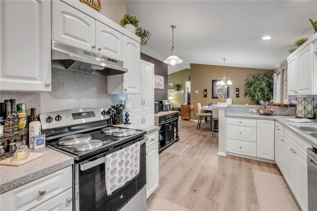 3314 Tamarind Drive Edgewater FL 32141