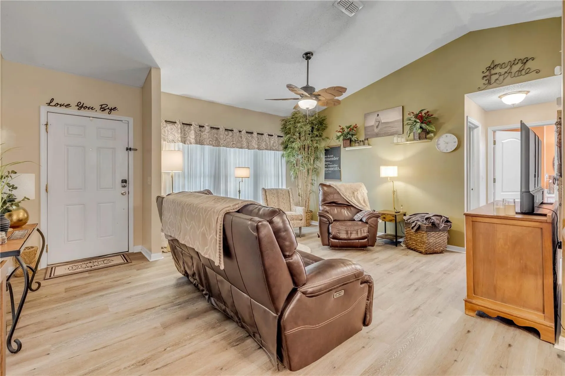 3314 Tamarind Drive Edgewater FL 32141