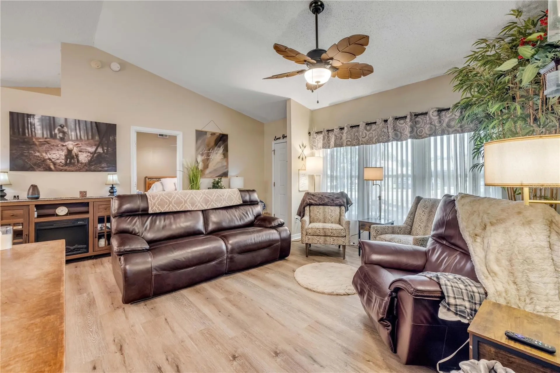 3314 Tamarind Drive Edgewater FL 32141