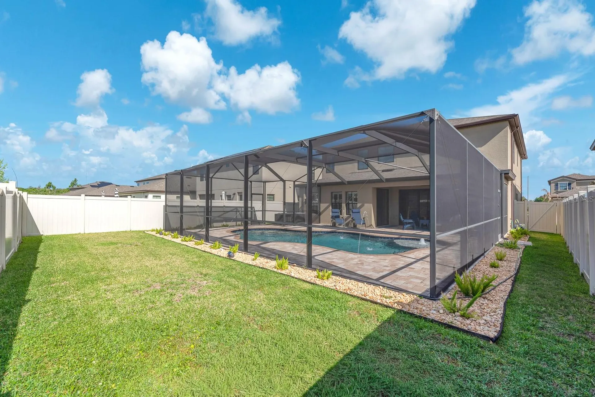 14615 Red Castle Avenue Lithia FL 33547