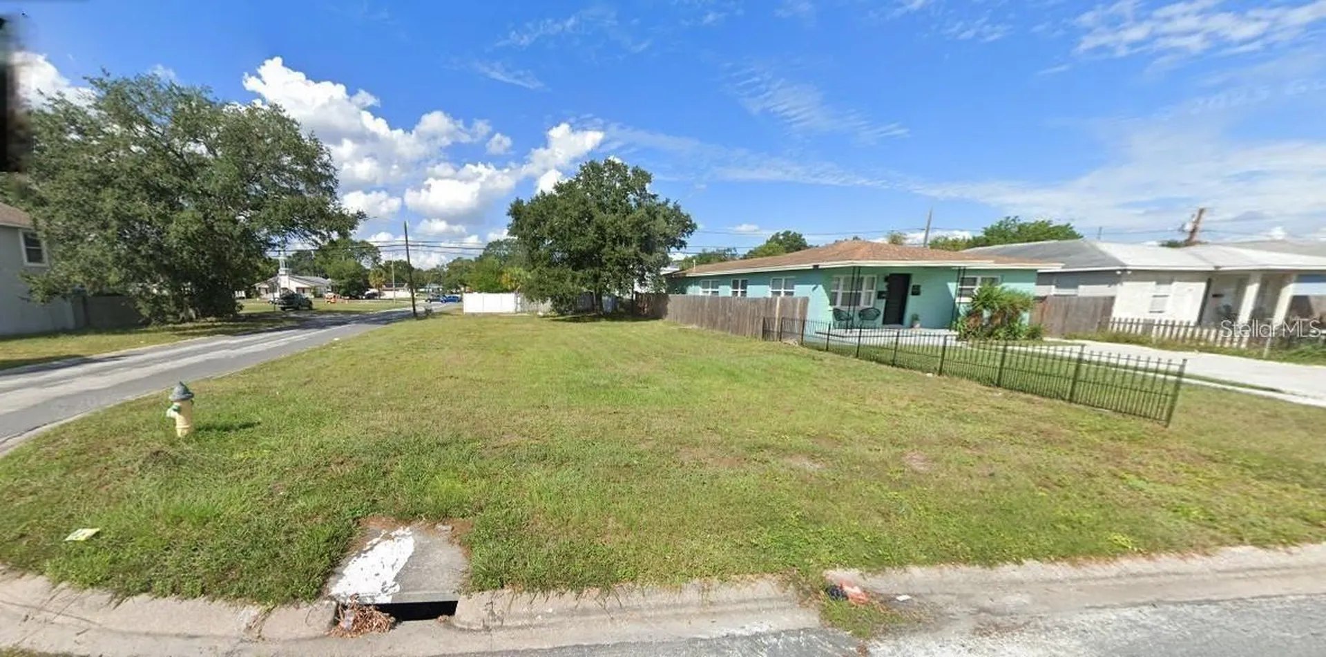 2869 Emerson Avenue S St Petersburg FL 33712
