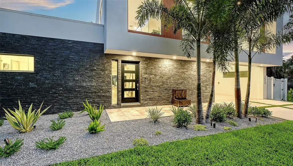 2050 Euclid Terrace Sarasota FL 34239