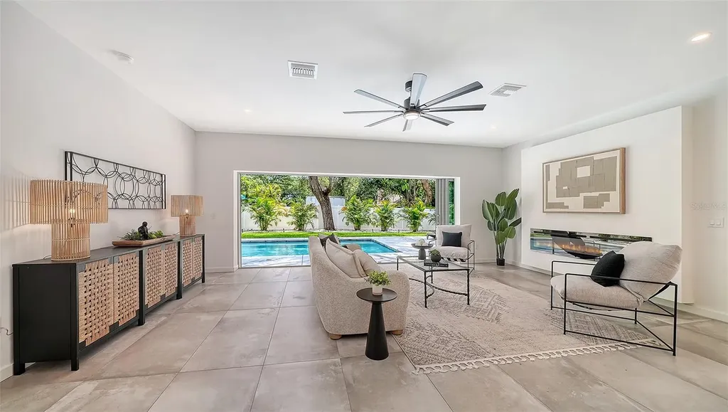 2050 Euclid Terrace Sarasota FL 34239