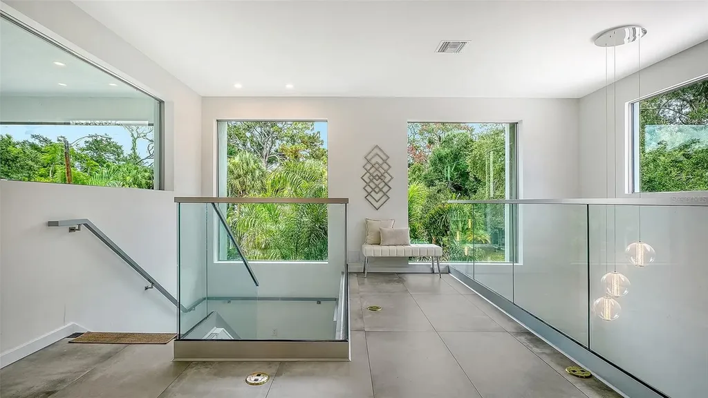2050 Euclid Terrace Sarasota FL 34239