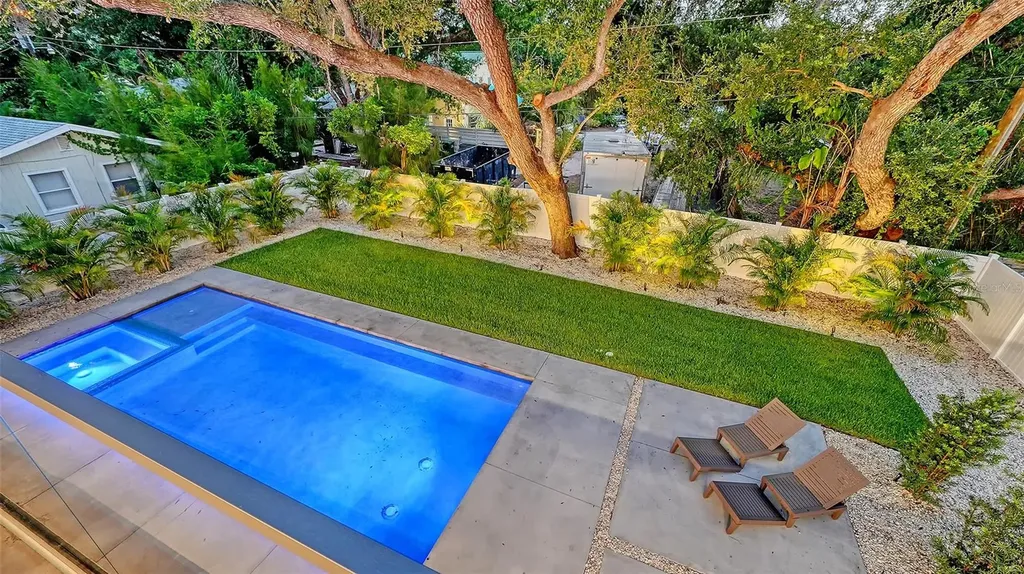 2050 Euclid Terrace Sarasota FL 34239