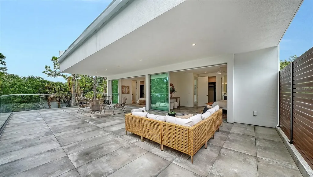 2050 Euclid Terrace Sarasota FL 34239