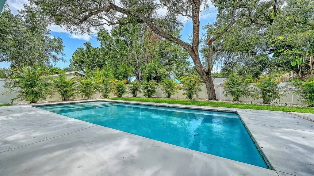 2050 Euclid Terrace Sarasota FL 34239