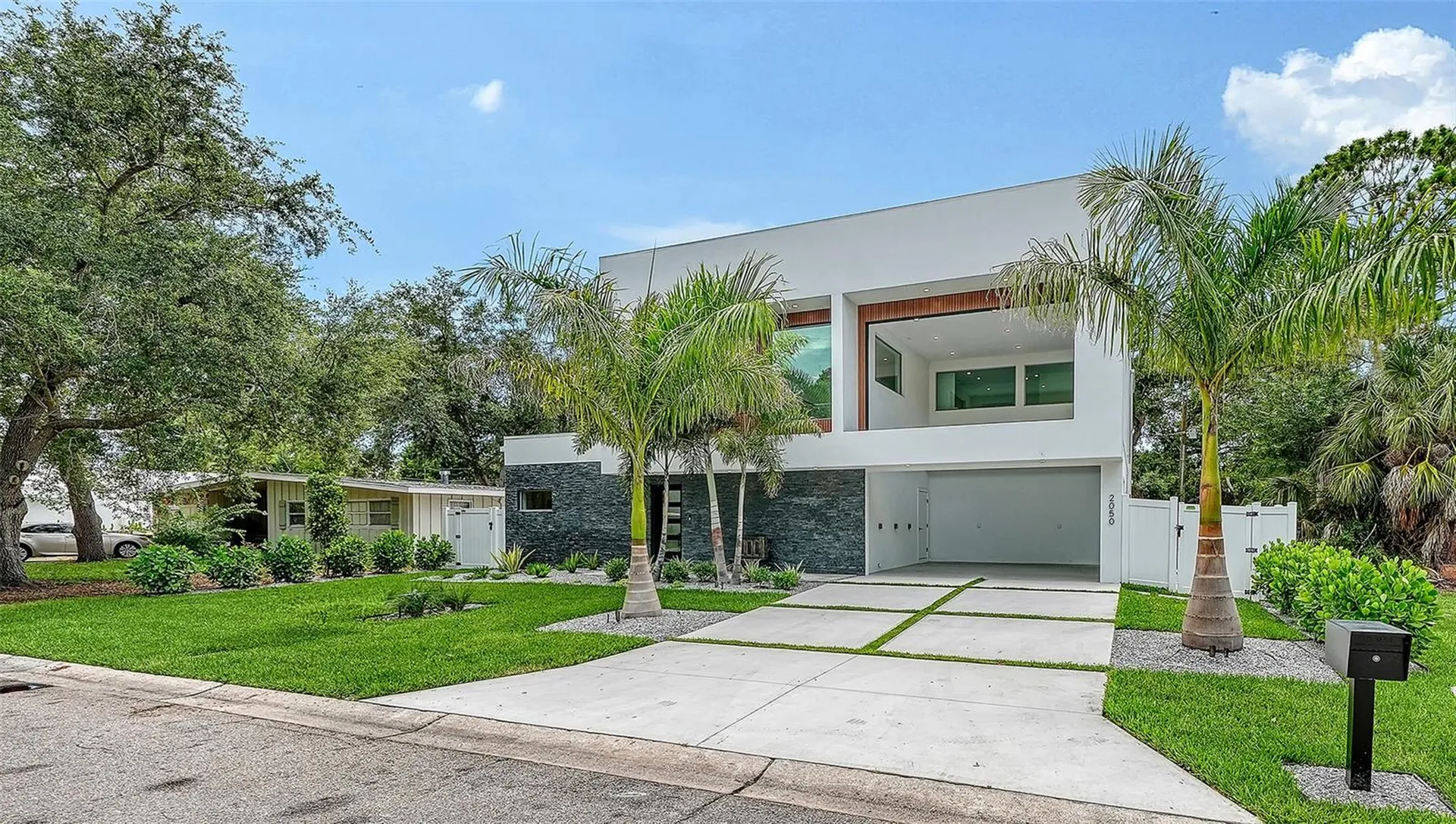 2050 Euclid Terrace Sarasota FL 34239