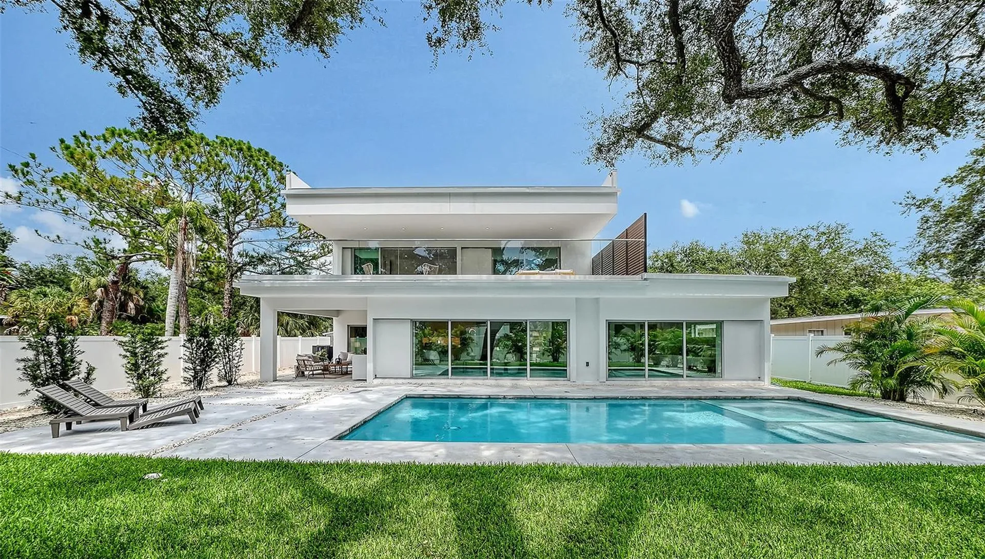2050 Euclid Terrace Sarasota FL 34239